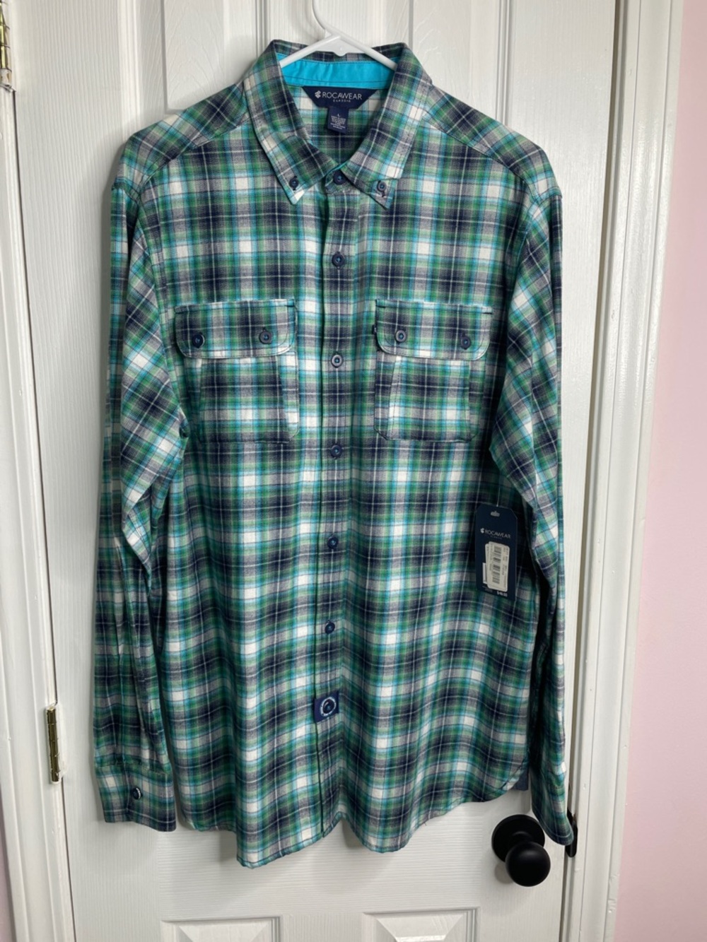 Rocawear Men's Green & Blue Plaid Button-Down Shirt